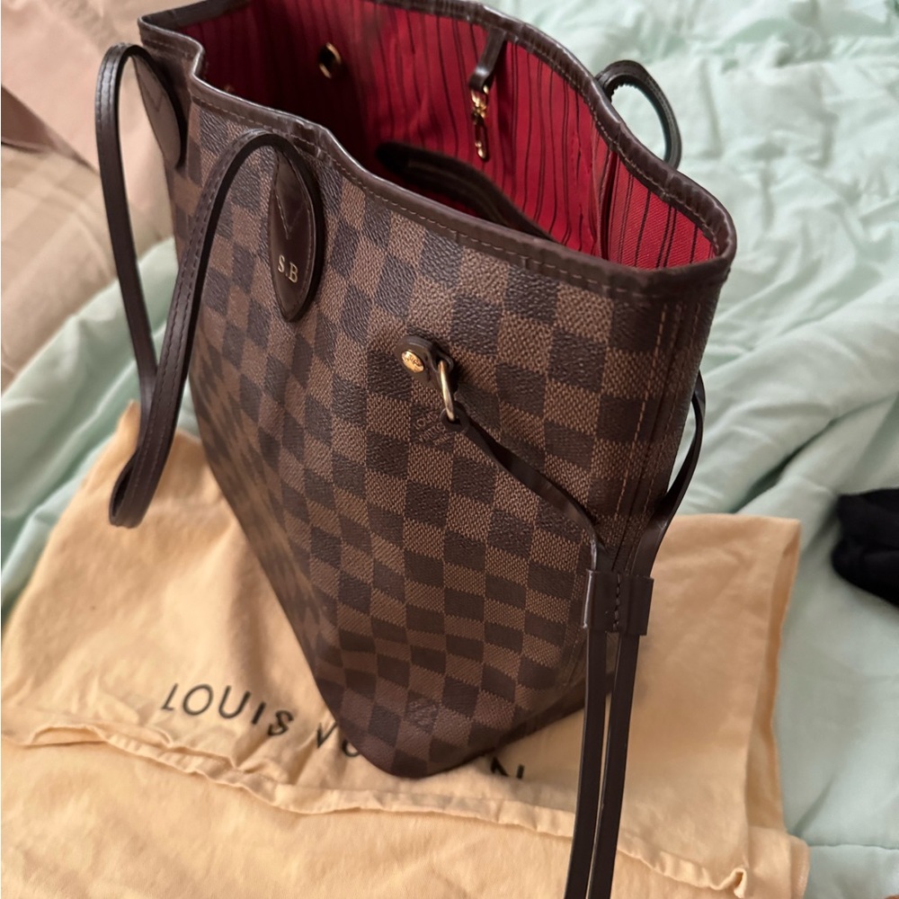 Louis Vuitton Brown and Red Tote Bag with Iconic Design